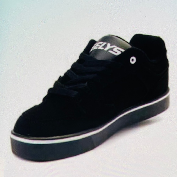 Heelys Other - Heelys Skate Sneaker